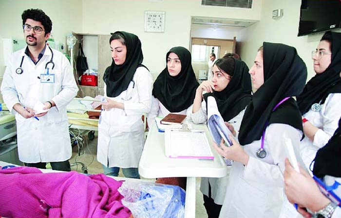 نامه اعتراضی دانشجویان دستیاری: اعتراض به «تلخی ساختارمند»