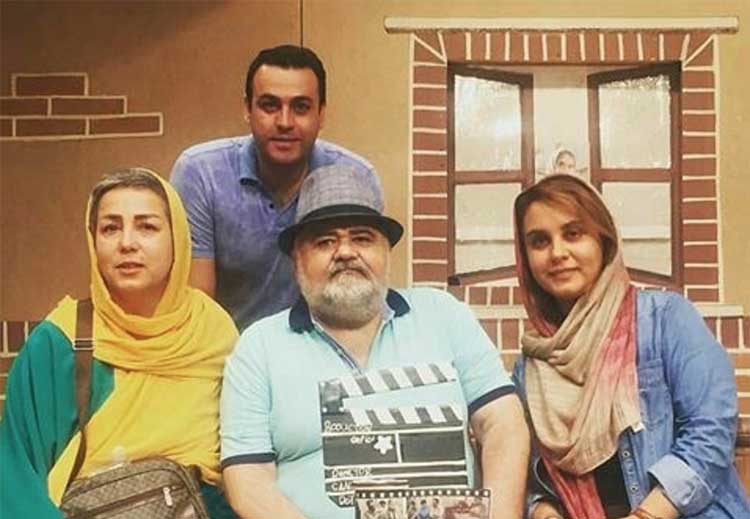 تیپ متفاوت اکبر عبدی در کنار همسر و دخترش + عکس