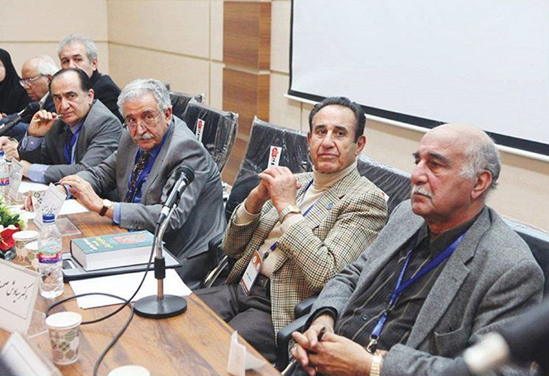 رئیس جامعه جراحان: جامعه پزشکی باید از من بگذرد و ما شود