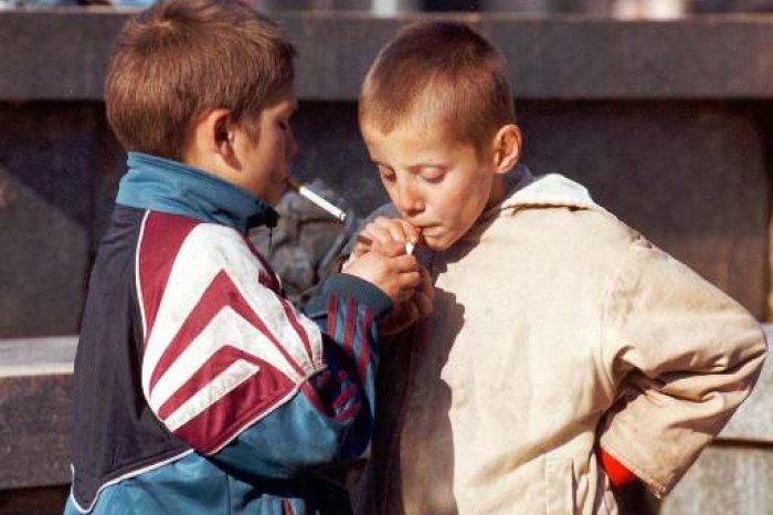 میزان شیوع استعمال سیگار در بین نوجوانان پسر و دختر!