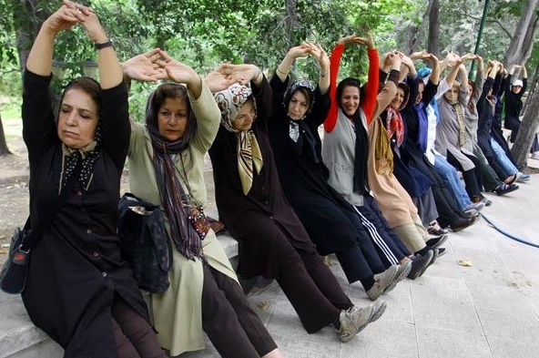 چرا بیشتر زنان ایرانی ورزش نمی کنند؟