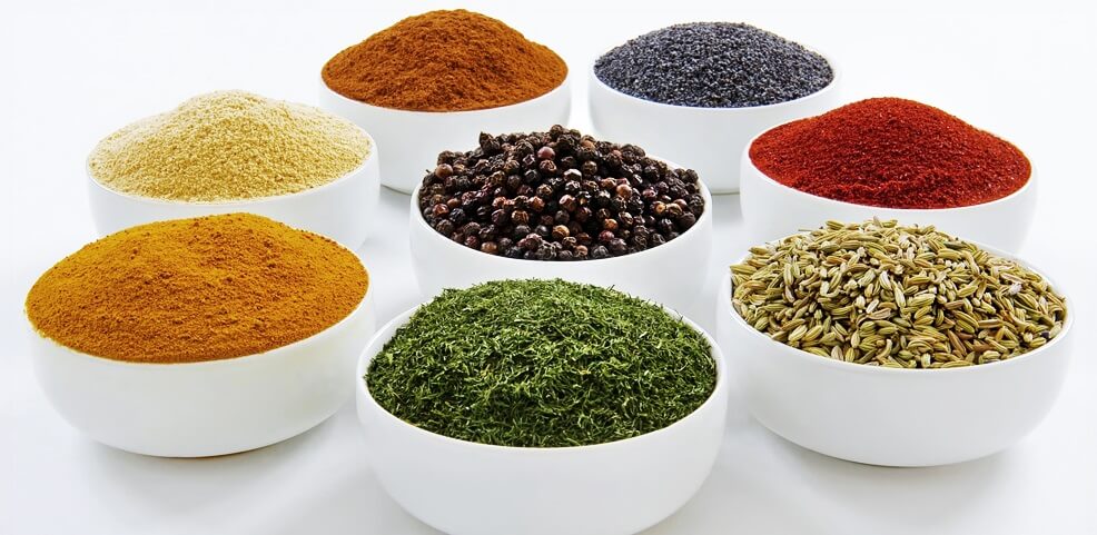 ۸ نوع ادویه سالم را جایگزین نمک کنید!