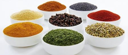 ۸ نوع ادویه سالم را جایگزین نمک کنید!