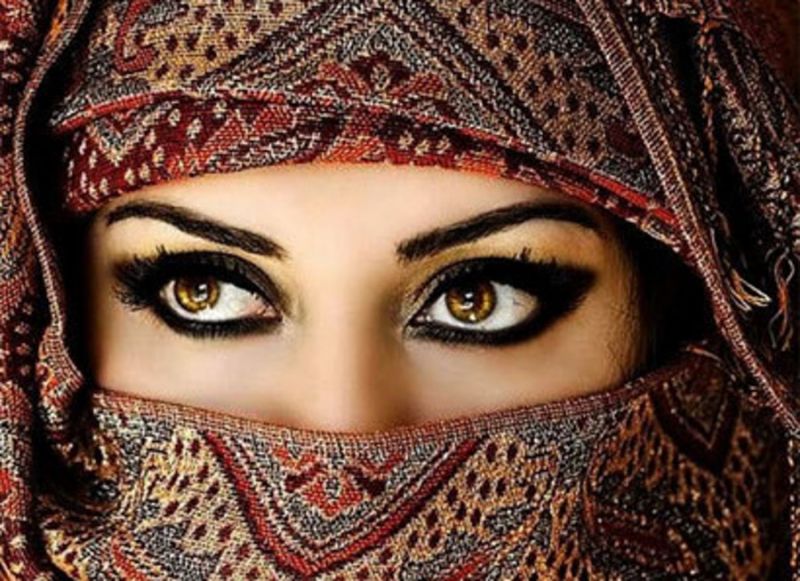 4 خاصیت جالب سرمه کشیدن برای چشم