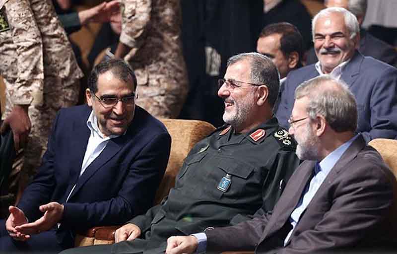 دفاع تمام قد لاریجانی از وزیر بهداشت