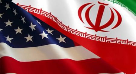 آمریکا مدعی کمک به یک قایق ایرانی شد+عکس