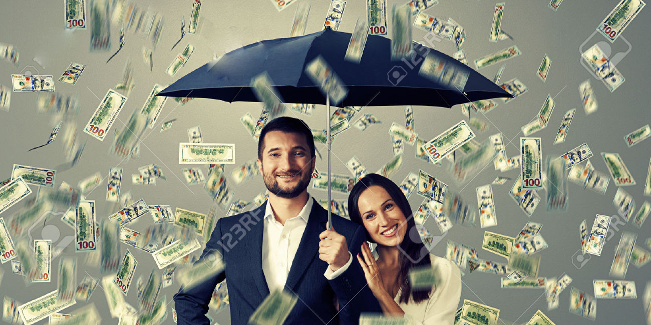شریک زندگی یا افزایش دستمزد؛ کدامیک بیشتر رضایت می‌آورد؟ 