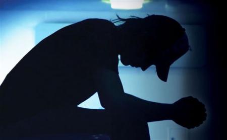 چگونه با رفتار مخاطره آمیز نوجوانان مقابله کنیم؟