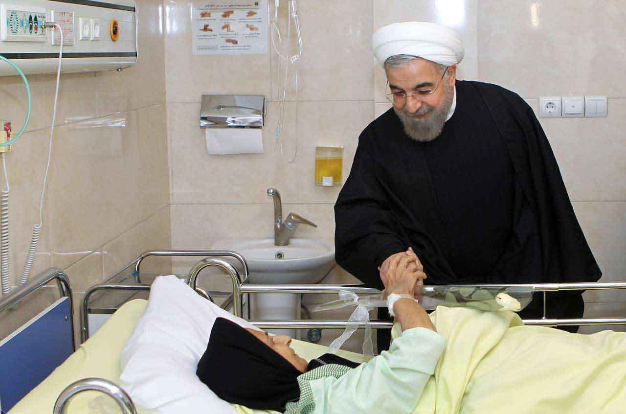 سلفی یک بیمار با رییس جمهور!‌ +عکس