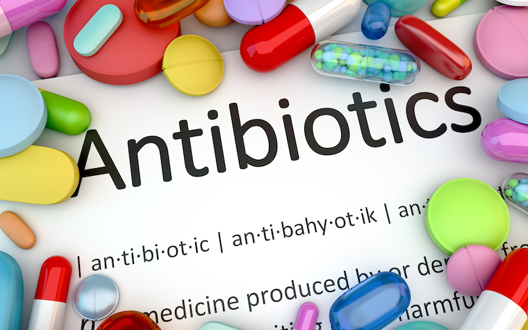 خطرات مصرف خودسرانه آنتی‌بیوتیک