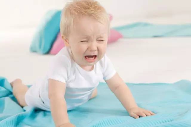  با لجبازی کودک 19 ماهه چه کار کنم؟ 