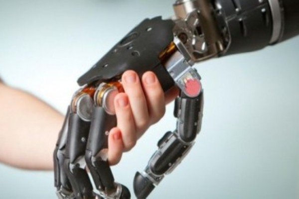 بازوی رباتیک با قابلیت چرخش ۳۶۰ درجه ساخته شد
