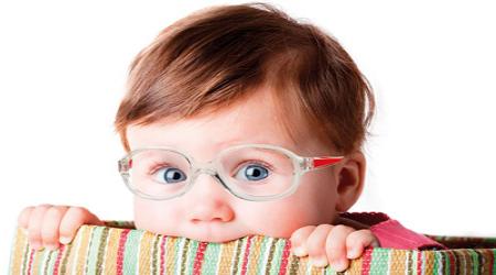 با کودکی که اشتباهش را نمی‌پذیرد چه کنیم؟