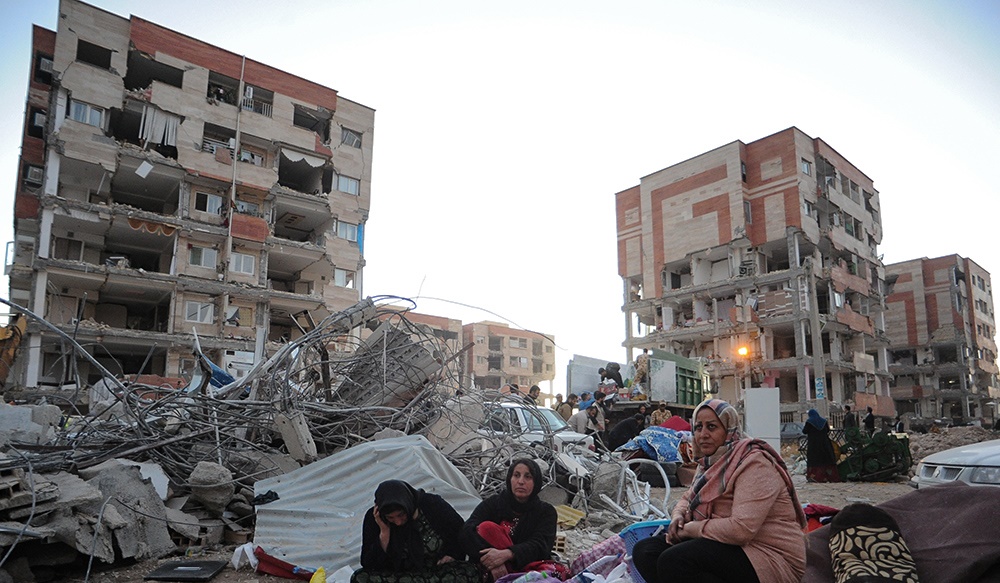 آغاز ساخت ۶۲ خانه بهداشت و ۲۲مرکز جامع سلامت در مناطق زلزله‌زده