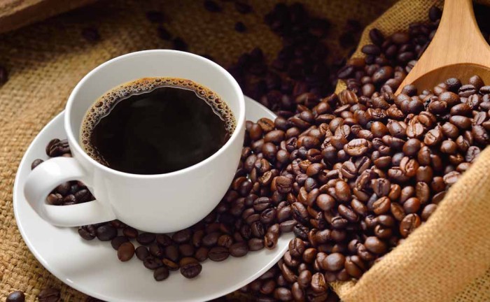 پس از نوشیدن یک فنجان قهوه چه اتفاقی در بدن می‌افتد؟