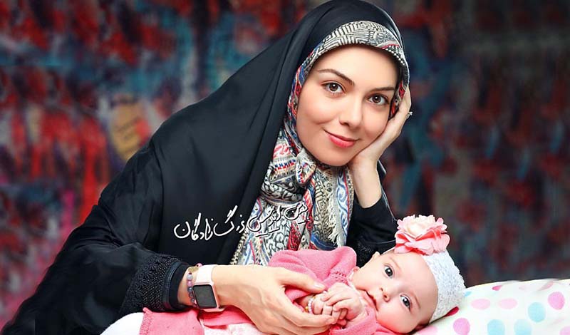 آزاده نامداری و دخترش در مشهد! + عکس