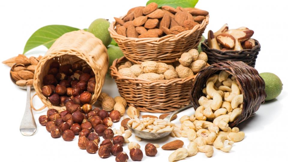 علت گرانی آجیل شب یلدا چیست؟