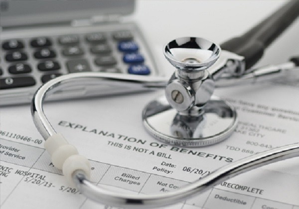 وزارت بهداشت نیازمند حمایت دولت ومجلس است
