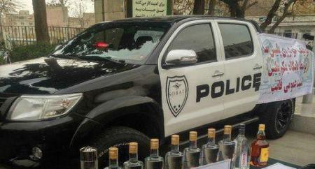 توقیف ماشین پلیس قلابی در بالاشهر تهران! + عکس