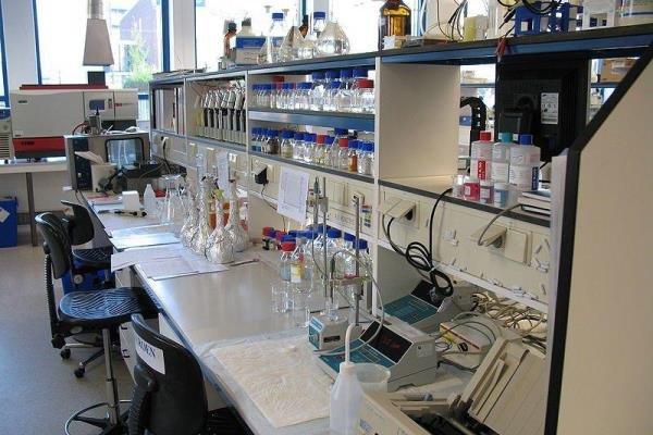 آزمایشگاههای خصوصی و دولتی در آستانه ورشکستگی قرار دارند 