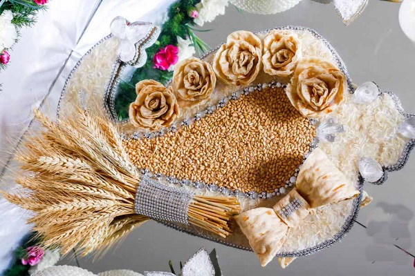 احترام به نان، سنتی که به فراموشی سپرده می شود 