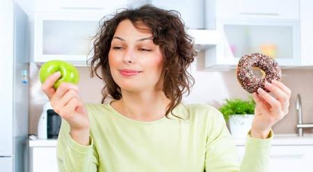 با این روش ها، رابطه تان با غذاهای ناسالم را درمان کنید