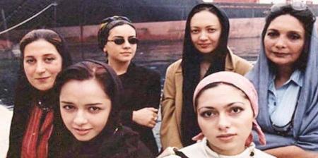 عکس زیرخاکی از خانم های بازیگر در یونان! + عکس