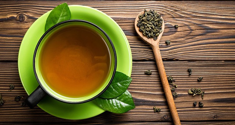 ۲ راه اصولی برای دم کردن چای سبز