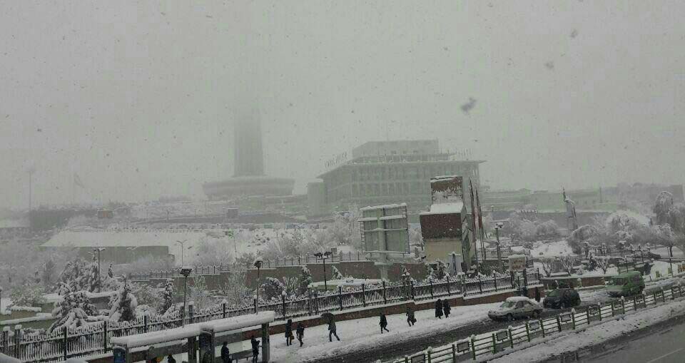 بارش برف در تهران /گزارش تصویری