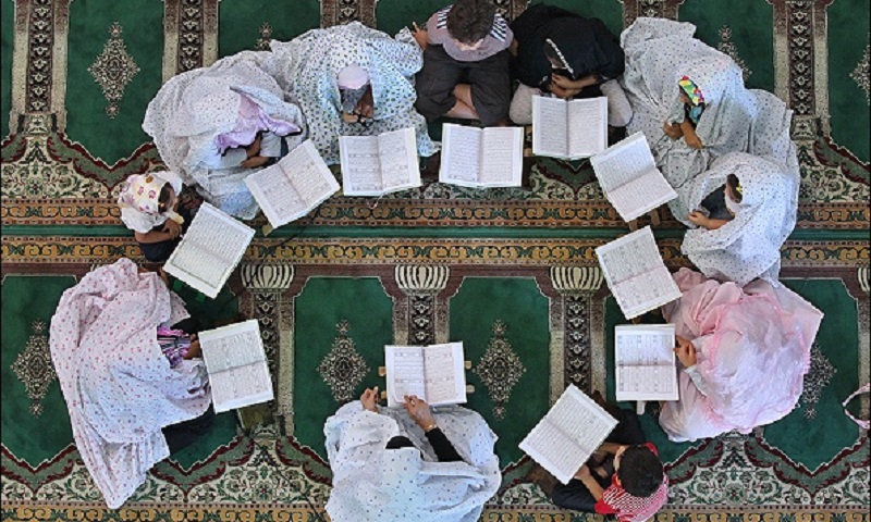 تبلیغات پرتکرار روزمره، تلنگری برای روح و روان تشنه انسان دینی 