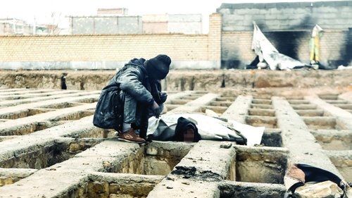 افراد حاضر در گورستان نصیرآباد معتاد متجاهر بودند
