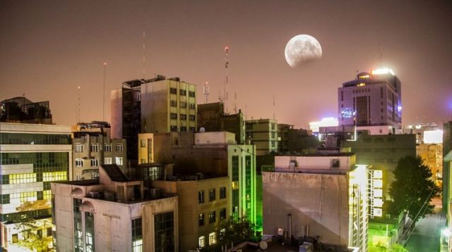  ایرانی ها نیم ساعت برای مشاهده ماه گرفتگی 11 بهمن فرصت دارند