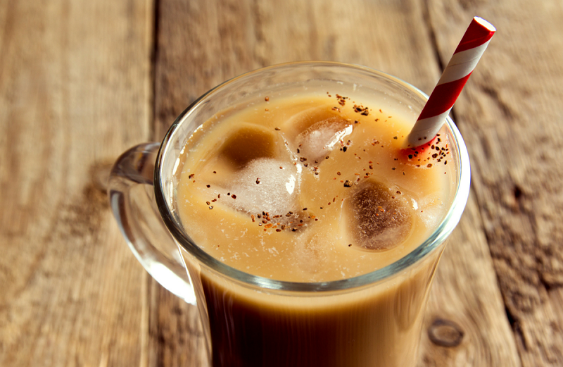 آشنایی با فواید قهوه سرد و نحوه درست کردن آن