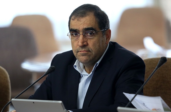  قدردانی وزیر بهداشت از پزشک فداکار متخصص زنان