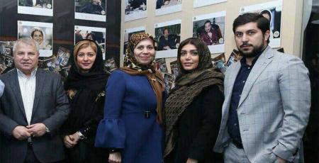 تیپ علی پروین به همراه همسر، دختر و پسرش! + عکس