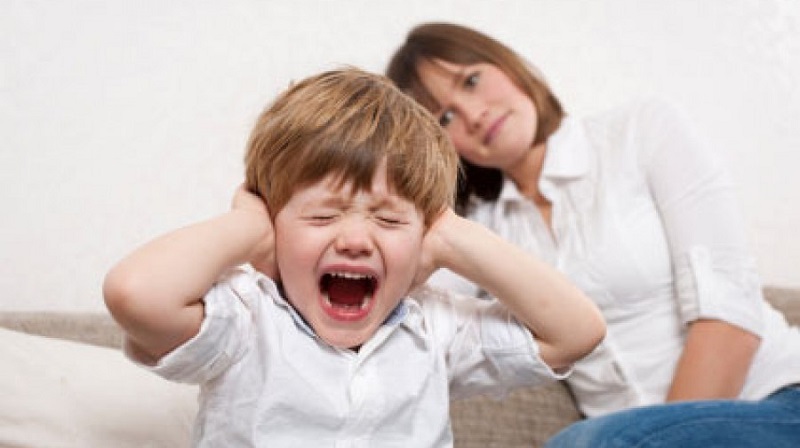 نشانه‌‌‌های بالینی کودکان بی‌قرار