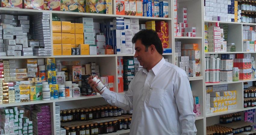 بیکاری نیروهای داروخانه‌ها به دلیل بدهی بیمه‌ها آغاز شد