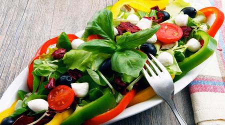 با این غذاها به جنگ افسردگی زمستانی بروید