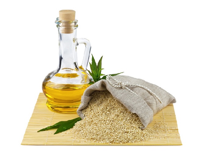  رفع ترک‌های پوستی و خشکی پوست با یک روغن معجزه گر