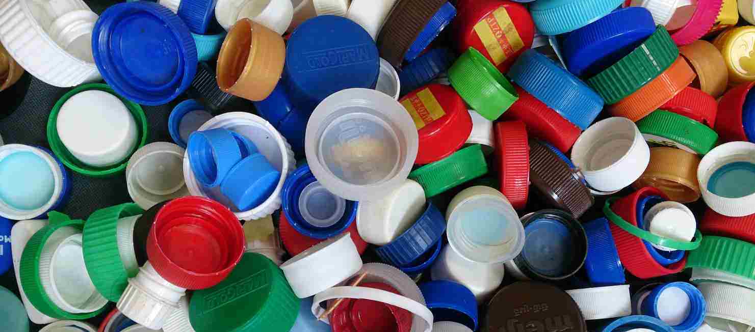 طرح جمع‌آوری درب‌های بطری 