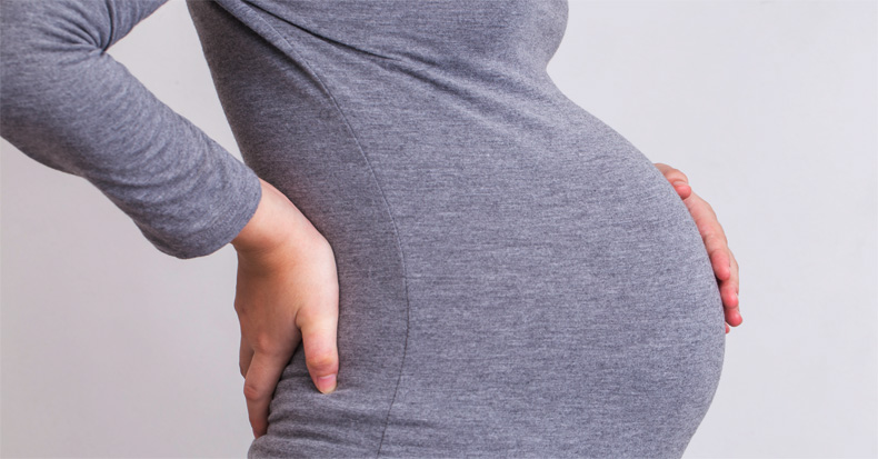 چگونه کمردرد دوران حاملگی راتسکین دهیم؟