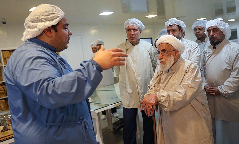 گزارش تصویری/بازدید آیت الله جنتی از مجموعه همانند ساز بافت کیش
