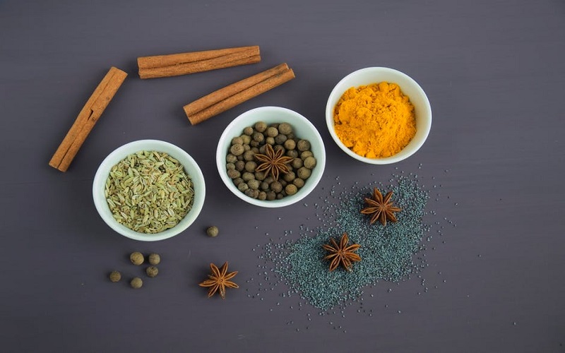 ۵ راه طبیعی برای مبارزه و درمان واریس