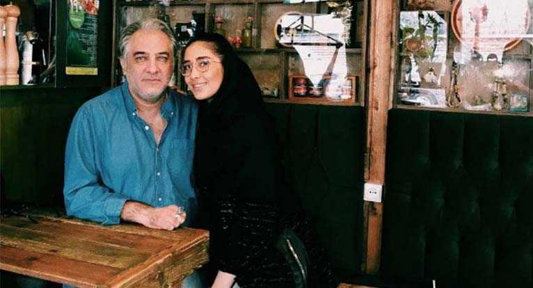 ایرج نوذری و دخترش در یک کافی شاپ! + عکس
