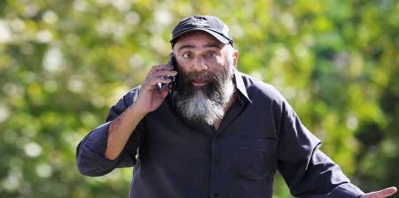تیپ عجیب و غریب پرویز پرستویی در لس آنجلس! + عکس