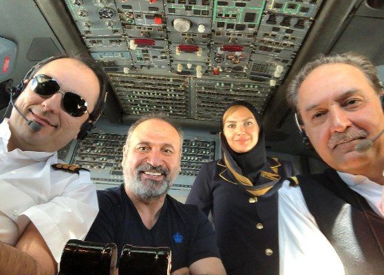 حمید فرخ نژاد وارد کابین خلبان شد! + عکس