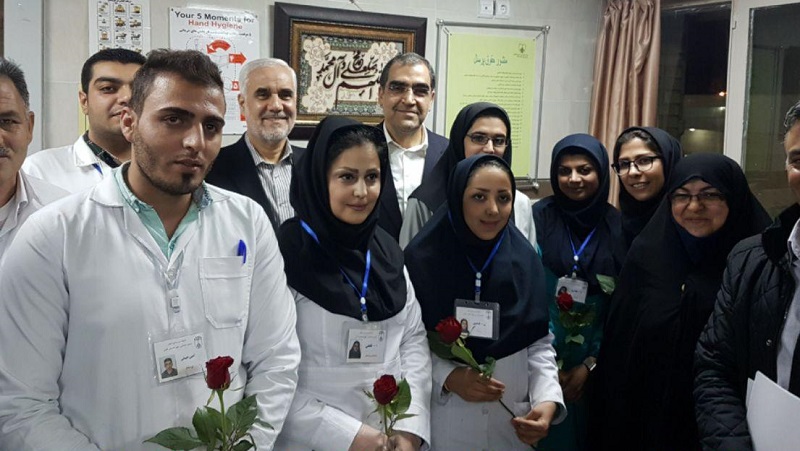 دلجویی وزیر بهداشت از پرستاران بیمارستان فارابی + عکس