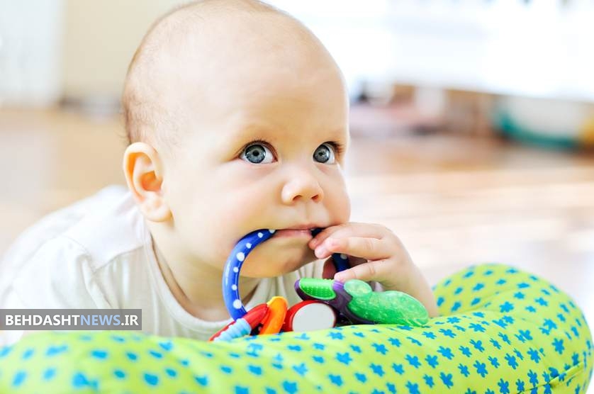  اسباب بازی های پلاستیکی را از دسترس کودکان دور کنید 