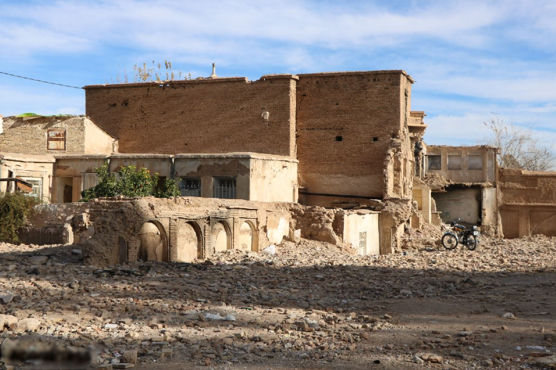 در مورد تخریب آثار تاریخی در شیراز به هیچ عنوان کوتاه نخواهیم آمد