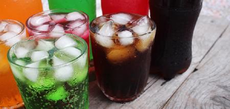  ۴ راه برای خداحافظی همیشگی با نوشابه ها 